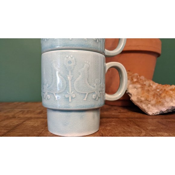 Vintage Set of Stacking Mugs/Teacups, Sky Blue Featuring Peacocks/Pheasants - Ma - Picture 4 of 9